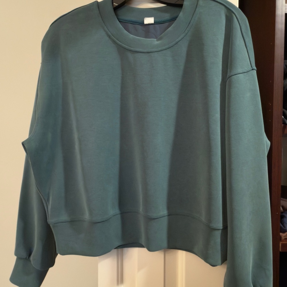 Lululemon softstream crewneck